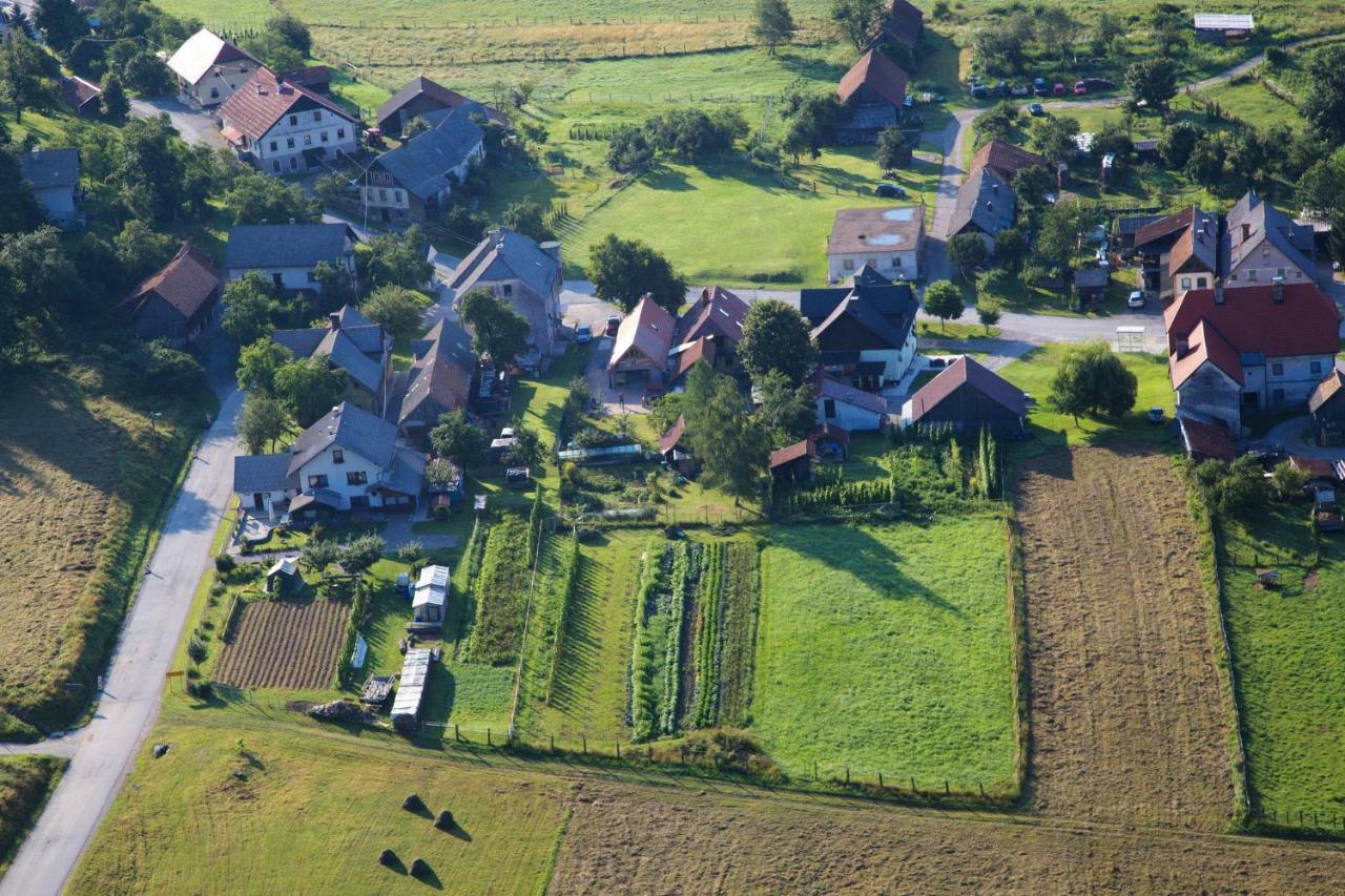 Gostel Koprivnik Pri Kocevju, Kocevski Rog Bagian luar foto