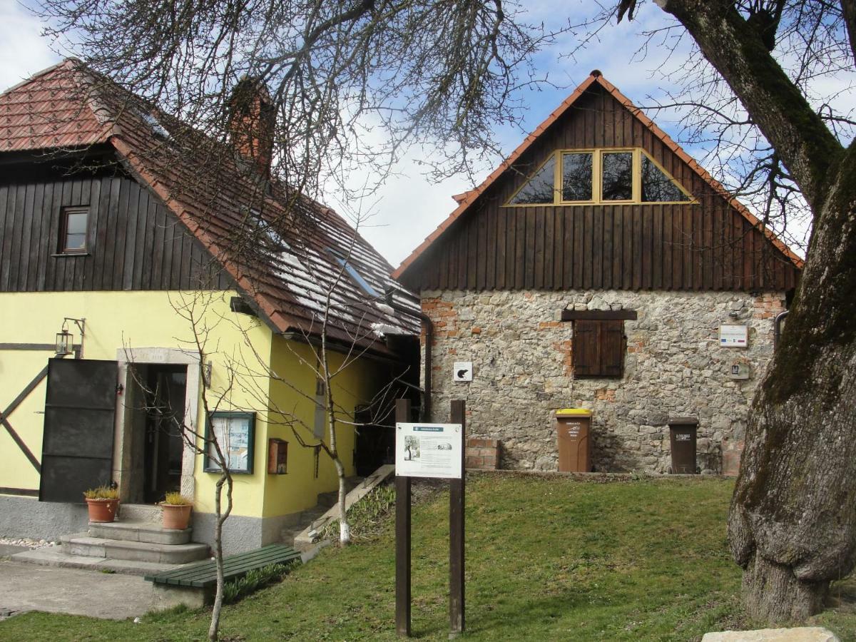 Gostel Koprivnik Pri Kocevju, Kocevski Rog Bagian luar foto